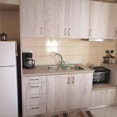 Ferienwohnung Βυζαντινή Εκκλησία Ιάσων Και Σωσίπατρος 1500Μ.Χ. Anemomylos Exterior foto